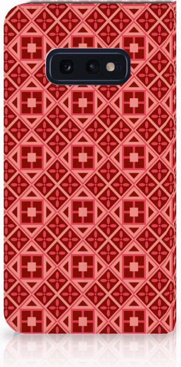Samsung Galaxy S10e Hoesje met Magneet Batik Rood