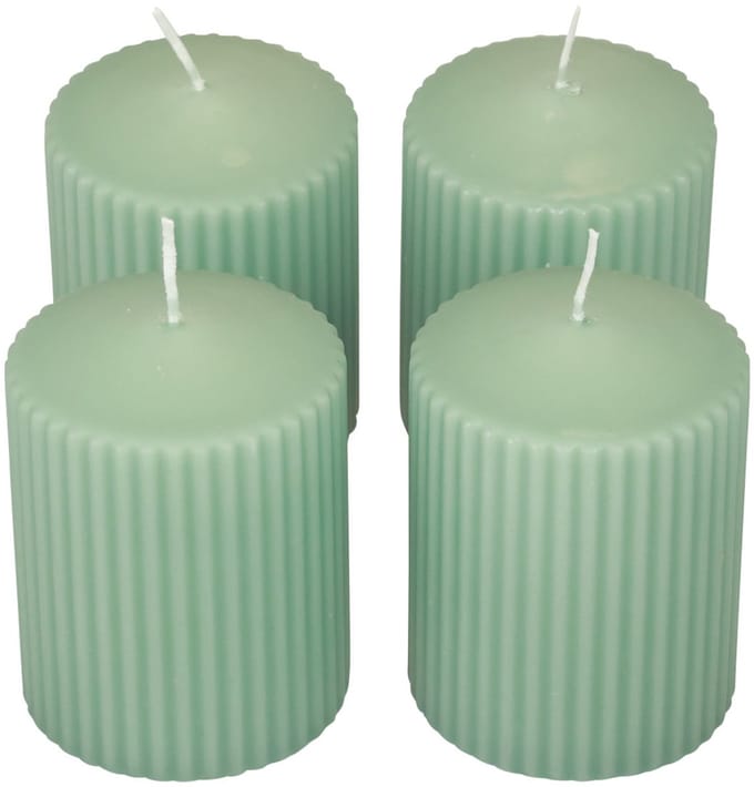 Stompkaarsen groene smaragd gegroefde kaarsen 70/90mm 4 st