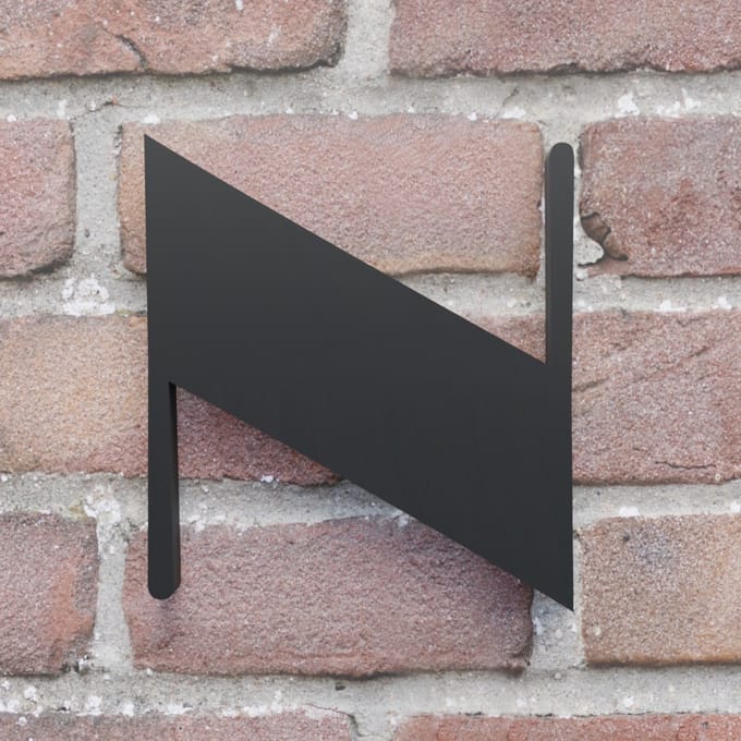 Huisnummer Broadway N zwart - Huisnummerbord - 20 cm - zelfklevend