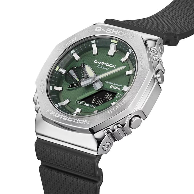 G-Shock Classic Style GBM-2100A-1A3ER Metal Covered Horloge