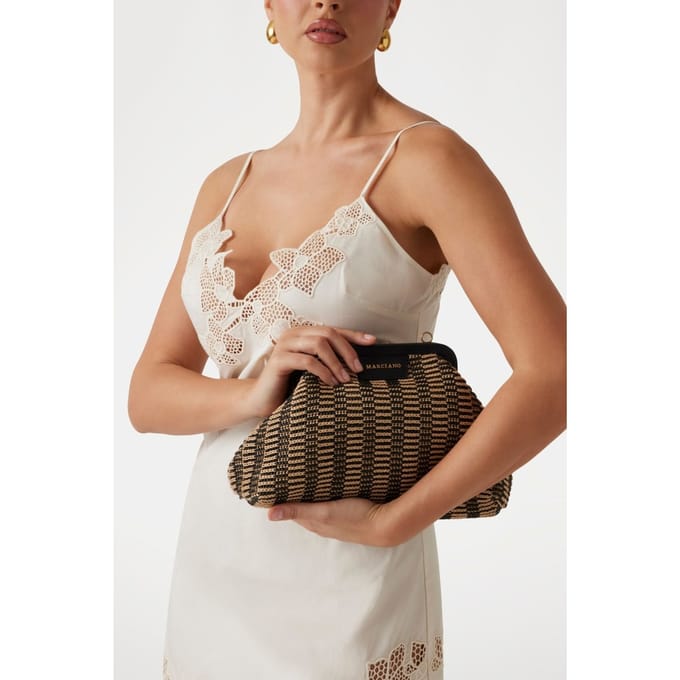 GUESS Marciano By  Raffia Pouch Black/natural Größe: OS | Clutches Outlet | Damen | Schwarz