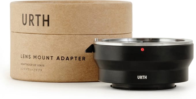 Urth Lens Mount Adapter: Compatible with Canon (EF / EF-S) Lens to Sony E Camera Body