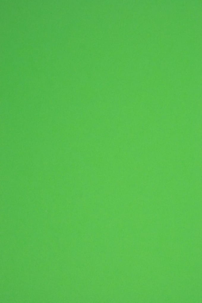 Netuno - groen glad gekleurd papier - A4 - 21 x 29,7 cm - 20 vellen - 230 gram - Rainbow Intensive Green R78