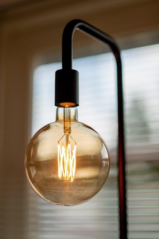 Bailey Led Filament Globe G150 Goud 8W Dimbaar E27 - 144613 - E3YG2