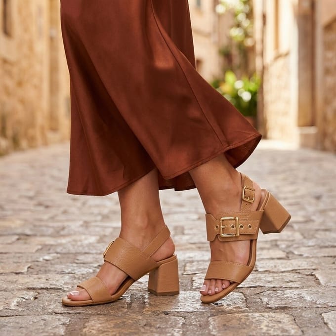 Linea Zeta Linea Zeta Haksandalen cognac Leer