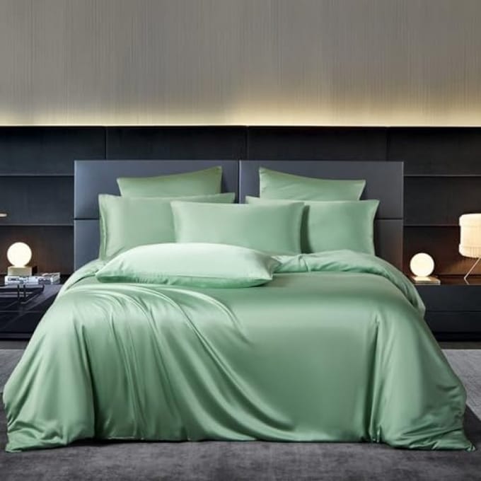 Omgoods - Luxe Bamboo Bedlinnen Set 200 x 200 cm met 2 Kussenslopen