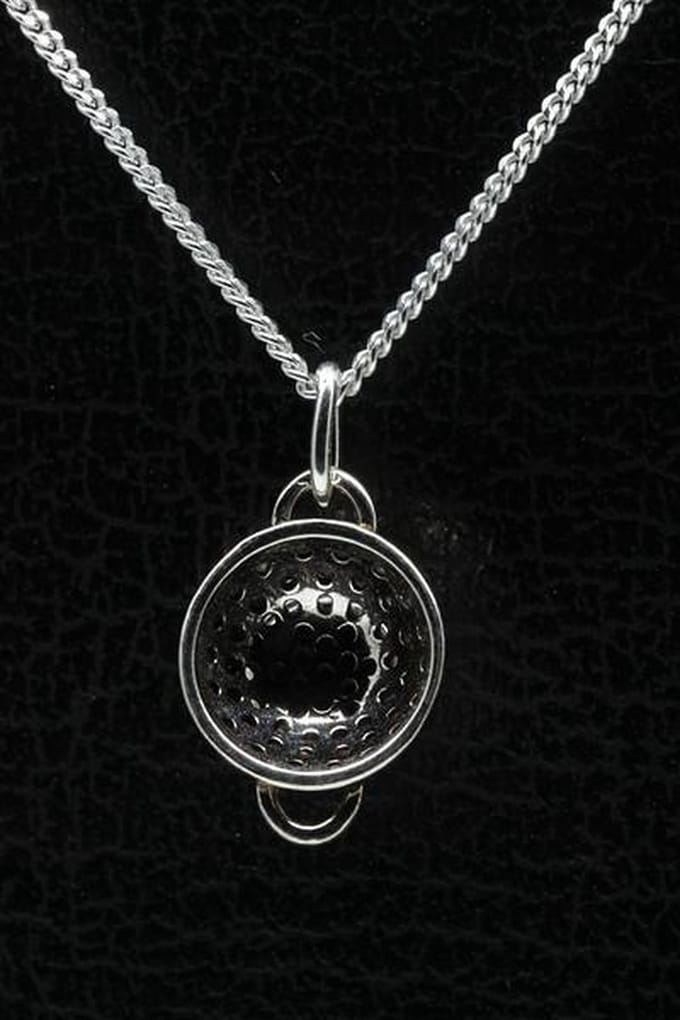 Zilveren Vergiet ketting hanger