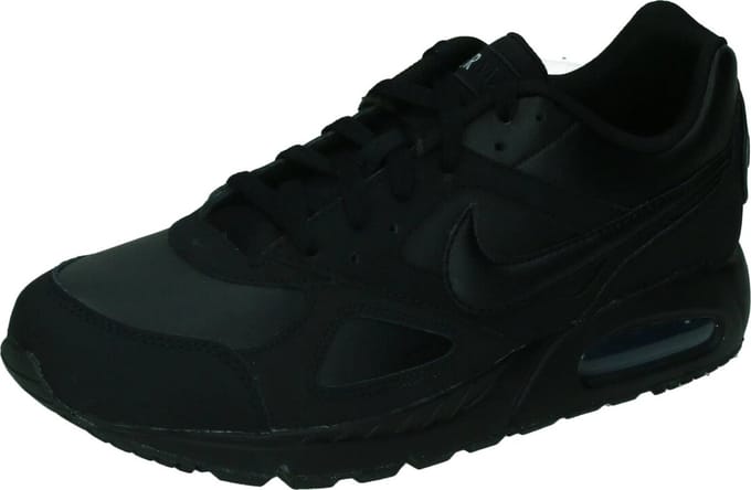 Lage Sneakers Nike Baskets Air Max Ivo noir