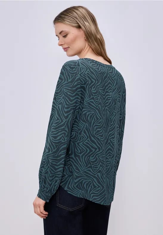 Voorgevormde blouse