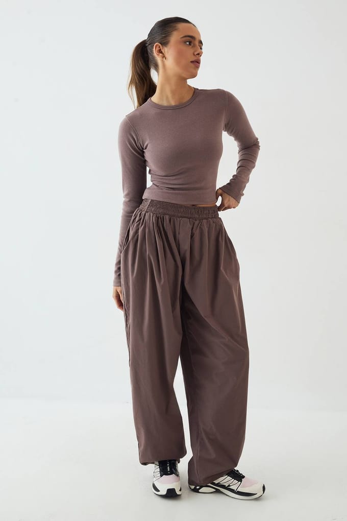Dames Dsgn Studio Oversized Broek Met Elastische Taille En Ballonpijpen | Mokka | Maat: Medium