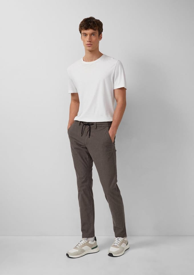 s.Oliver - male - Phoenix: Gestructureerde chino met elastische tailleband