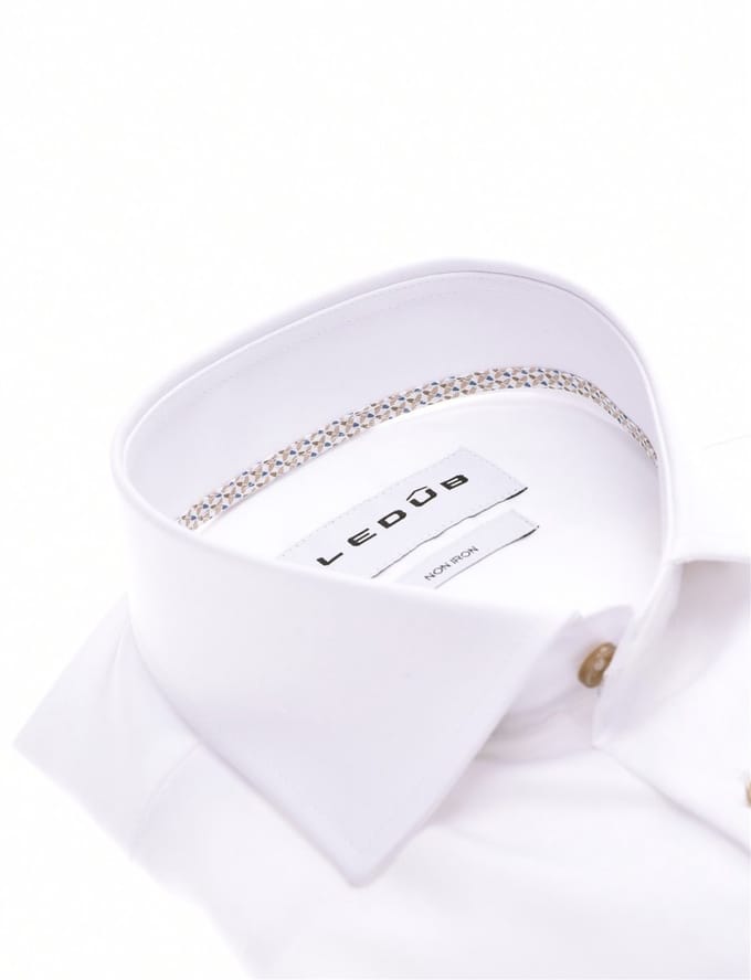 Overhemd Ledub Modern Fit wit wide spread met borstzak effen