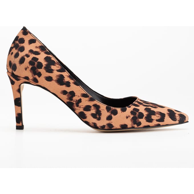 Perla Pumps met Puntige Neus en Stilettohak