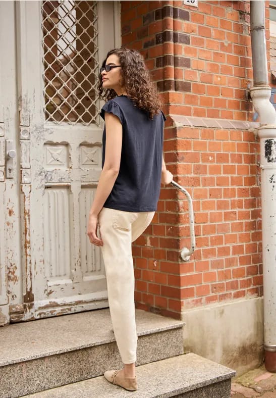 Shirt met losse schouders en gespleten hals