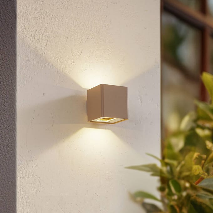 Lucande LED buiten wandlamp Aaron, beige, IP54, up/down