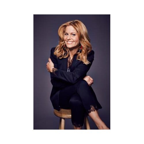 Candace Center Stage - Candace Cameron Bure