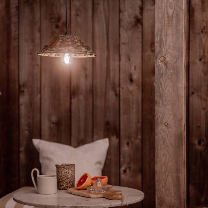 PR Home buiten hanglamp LIS, bruin, stekker, Ø 27 cm
