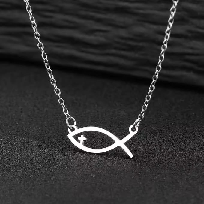 Ketting met hanger Ichtus vis zilverkleur.