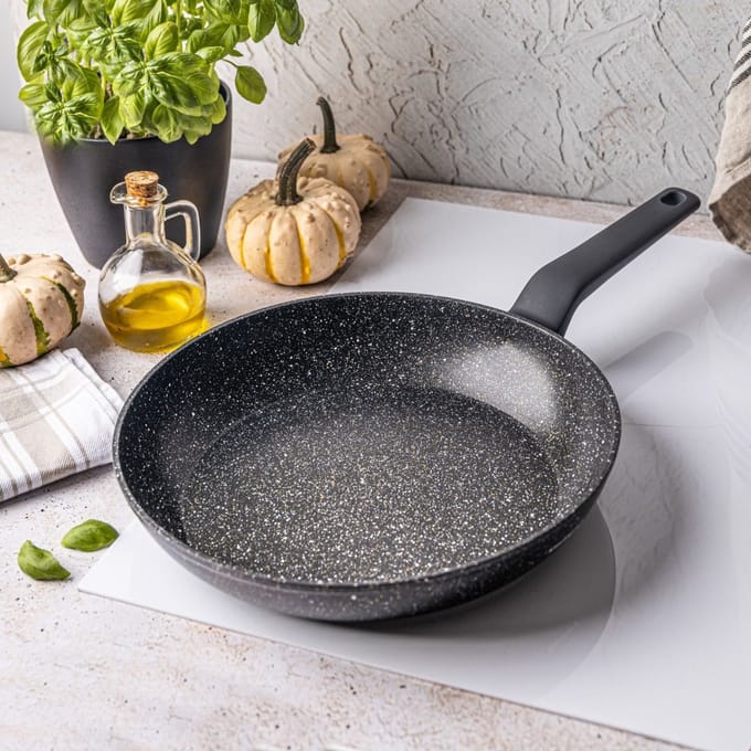 Klausberg 7665 - Zwart Marmeren koekenpan - 28 cm - zwart