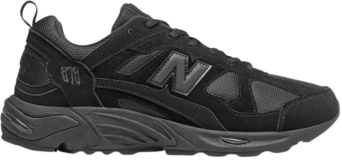 New balance 878 in de kleur zwart.