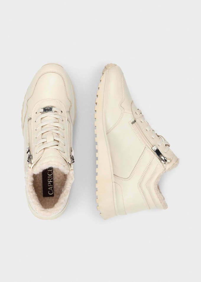 Hoge sneakers met voering van teddy - gebroken wit - Gr. 41 van Goldner Fashion