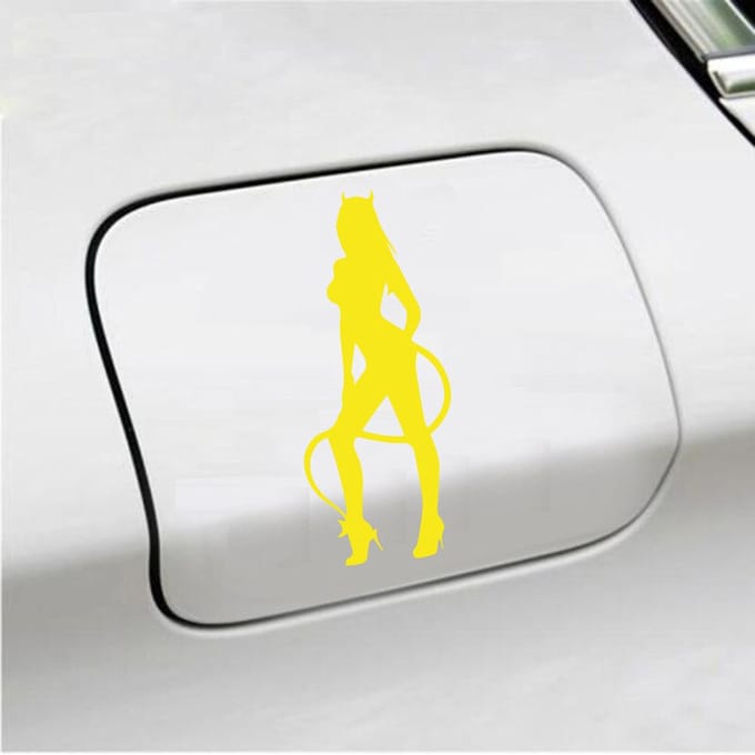 Bumpersticker - Vrouw Duivel - 7 X 16,5 - Geel