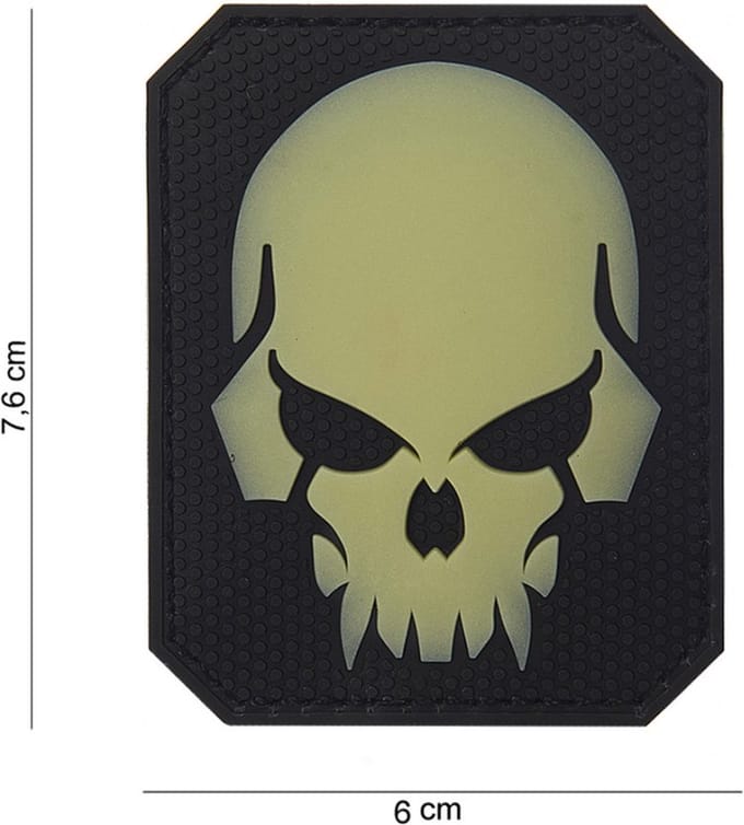 101 Inc Embleem 3D Pvc  3 Pirate Skull  13017