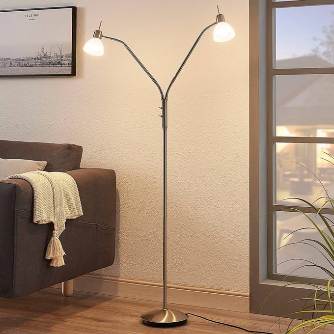 Lindby vloerlamp Gwendolin, 160 cm, nikkelkleurig, 2-lamps.