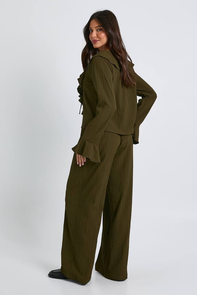 boohoo Dames Gerimpelde getextureerde blouse & wijde pijpen broekset | Olijf | Maat: 36