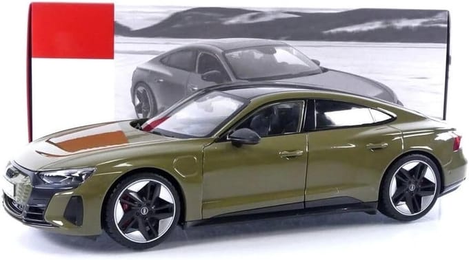 Audi RS e-tron GT 2022 - 1:18 - Bburago