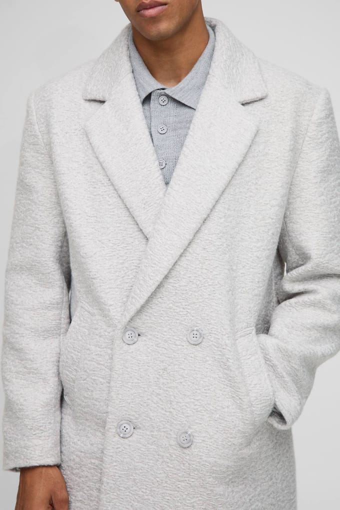 Dubbelgeknopte getextureerde bouclé overjas met afgezakte schouders en revers | Light Grey | Size Medium