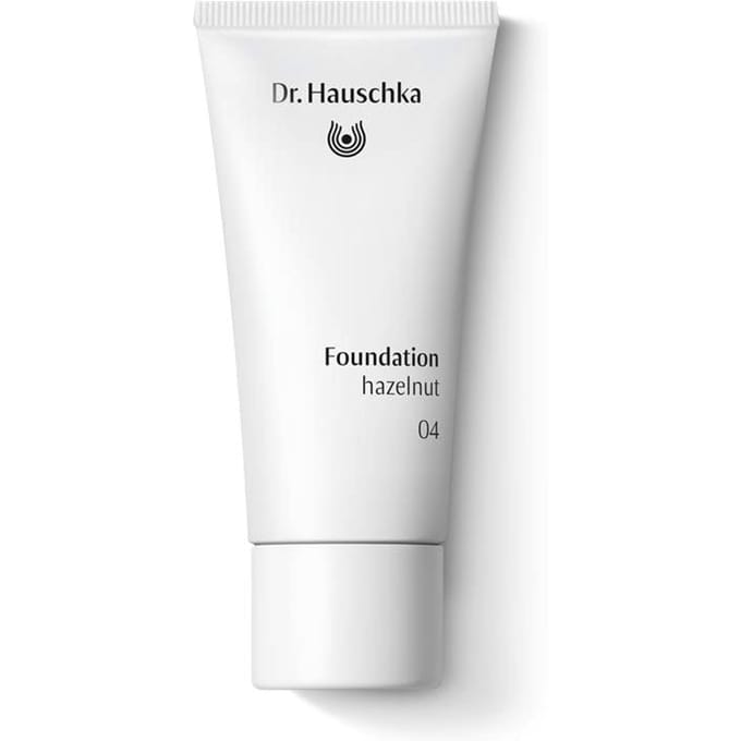 Dr. Hauschka Foundation 04 Hazelnut - Voor medium tot licht donkere huidskleur