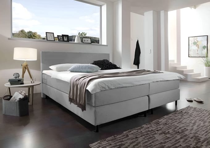 Boxspring Bravo - 180x200 - Grijs - Bonellvering - Stof - Inclusief Topper - Bed compleet