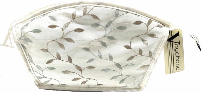 Vagabond-Toilettas- Medium Curved Holdall "Intrique" 7746-afmeting 29 x 8,5 x 17  cm.