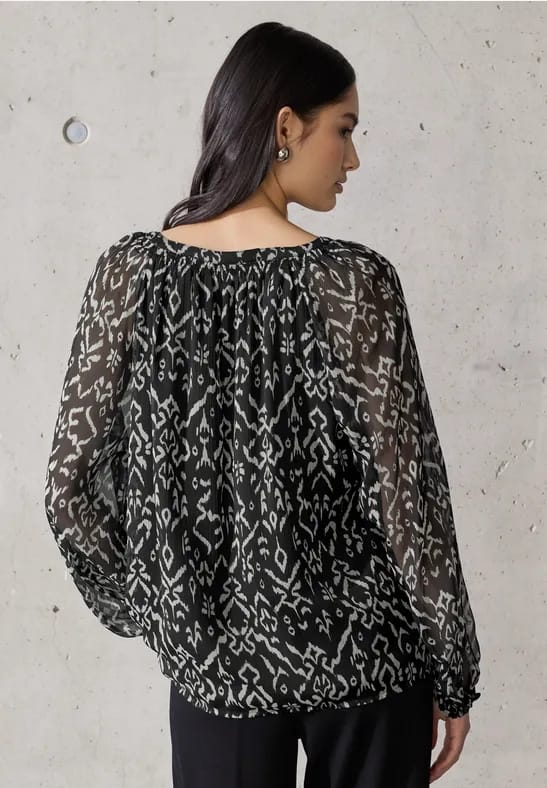 Raglan chiffon blouse
