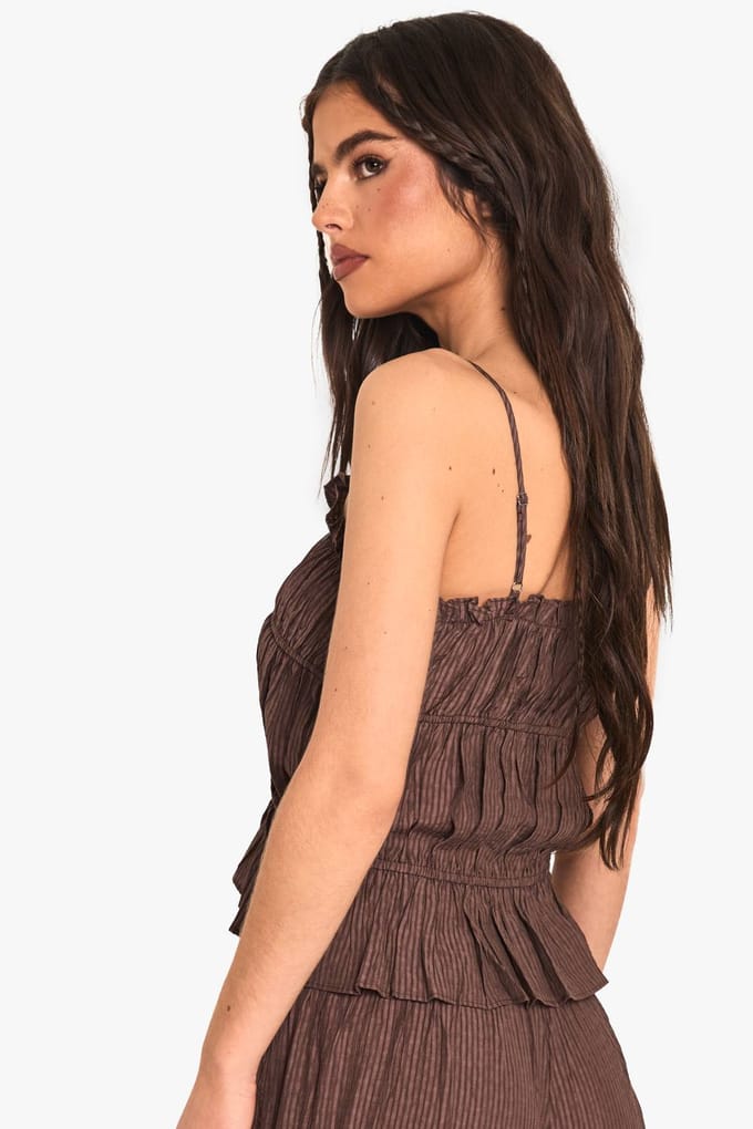 boohoo Dames Cami met getextureerde streep en ruches | Chocolate | Maat: 8