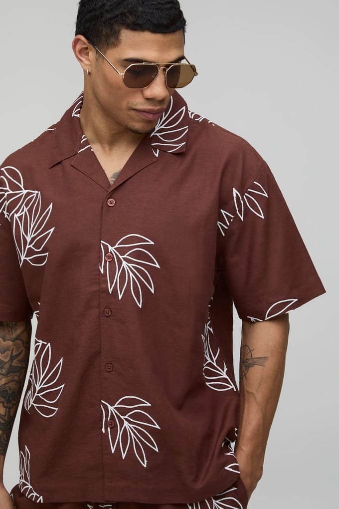 Oversized Linnen Shirt Met Palmboom Borduursel & Relaxed Short Set | Chocolate | Size Medium