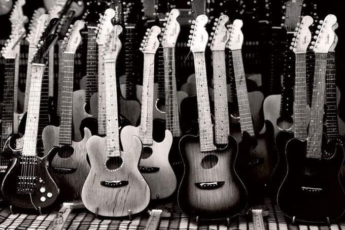 Fotobehang - Guitars Collection 375x250cm - Vliesbehang