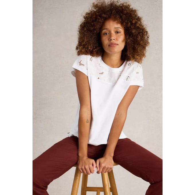 White Stuff Thea Broderie Tee Brilliant White Taglia: 12 | Maglie Sportivi Outlet | Donna | Bianco
