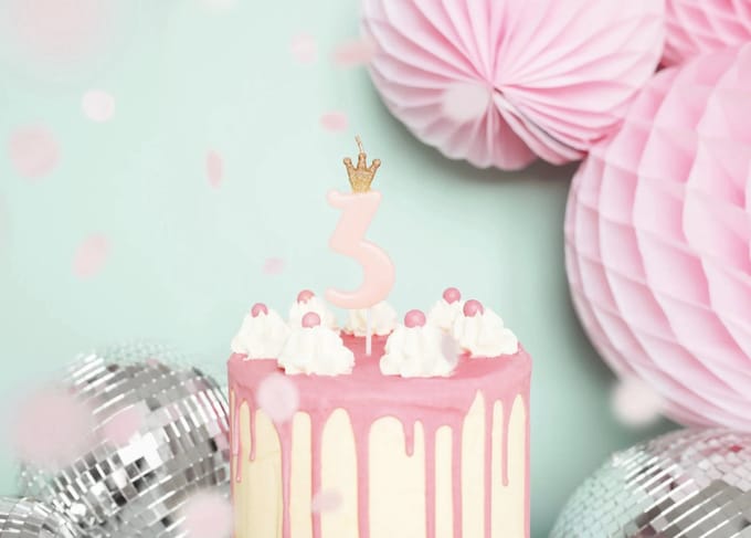 Taart kaarsje 3 jaar roze