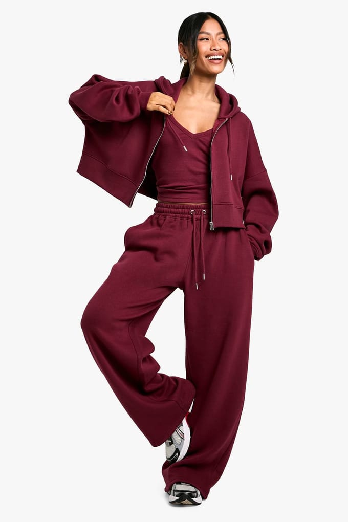 boohoo Dames Geribde V-Hals Top 3-delig Trainingspak met Capuchon | Bordeaux Rood | Maat: Small