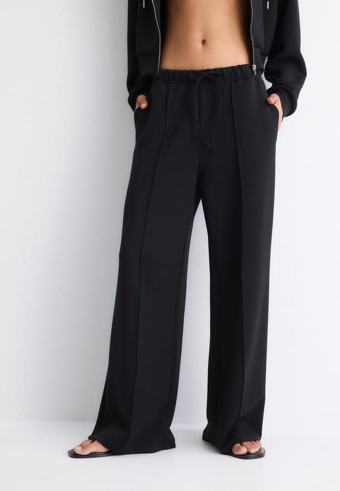 Stradivarius Wide-leg joggerbroek met naad en zachte touch  Zwart L