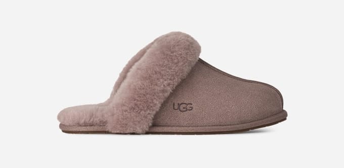 UGG® Scuffette II for Women in Brown, Size 10, Suede/Polyester