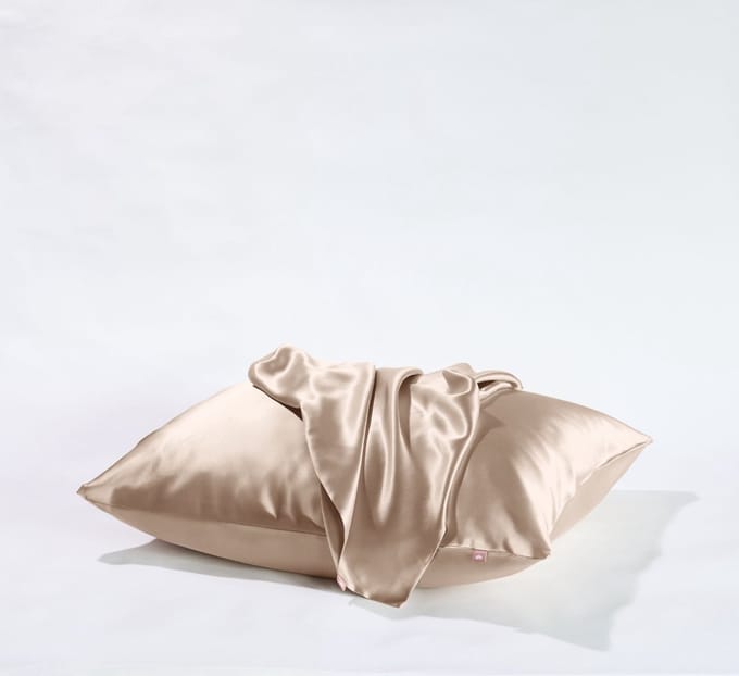 Beddinghouse Innovations Kussensloop Silky Touch Sand 60x70