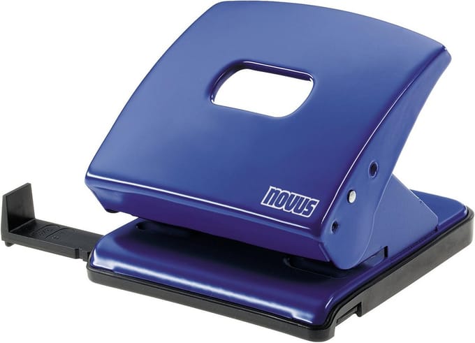 Stevige metalen perforator voor 25 vellen papier in blauw