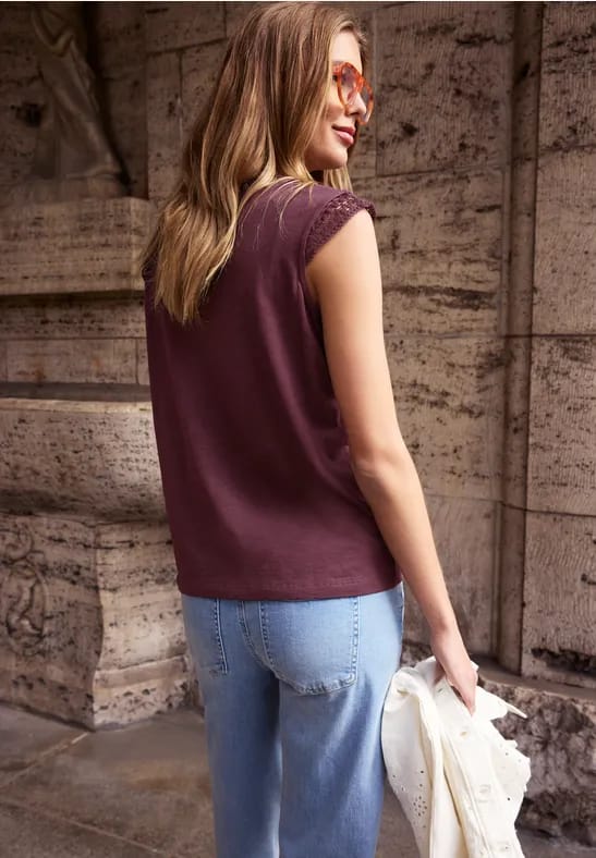Shirt met ronde hals en gehaakte mouwen