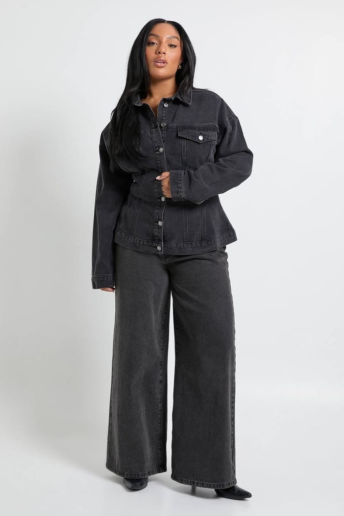 boohoo Dames Plus Getailleerde Denim Jas | Washed Black | Maat: 28