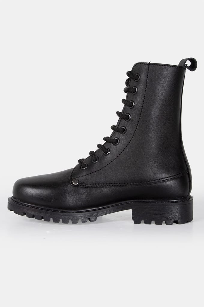 Streetwear Favourites Dechase – Bokina Black Waxy Taglia: 41 | Stivali Outlet | Donna | Nero