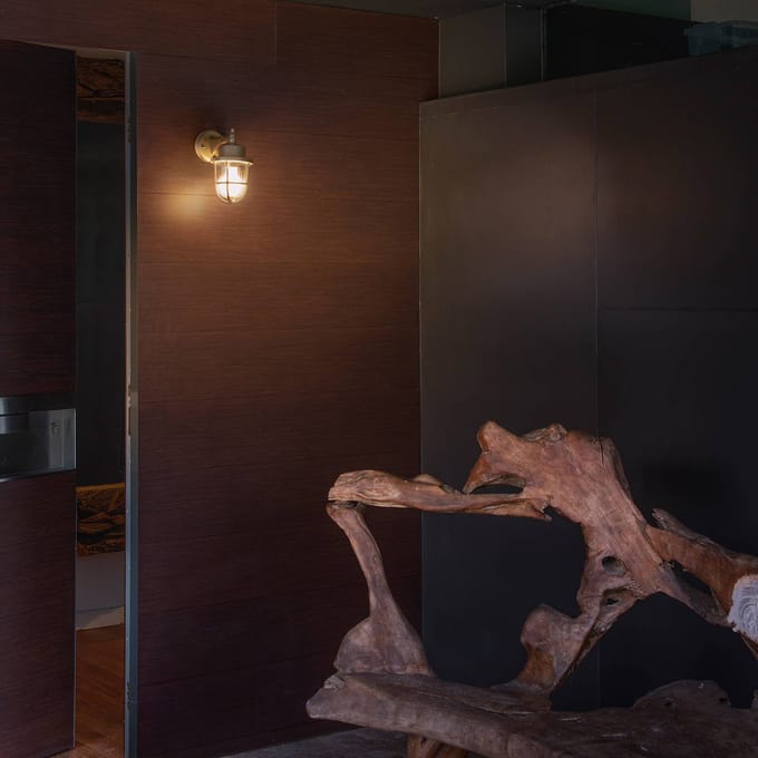 FARO BARCELONA Buitenwandlamp Nahir v. messing zeewaterbestendig