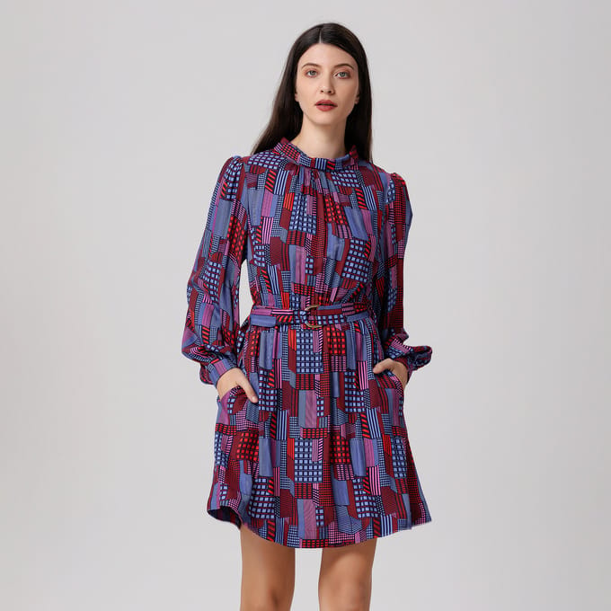Korte blouse-jurk met grafische print